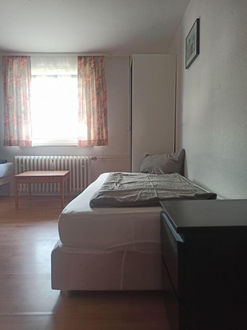Monteurzimmer - Waldbronn Eksteriør billede