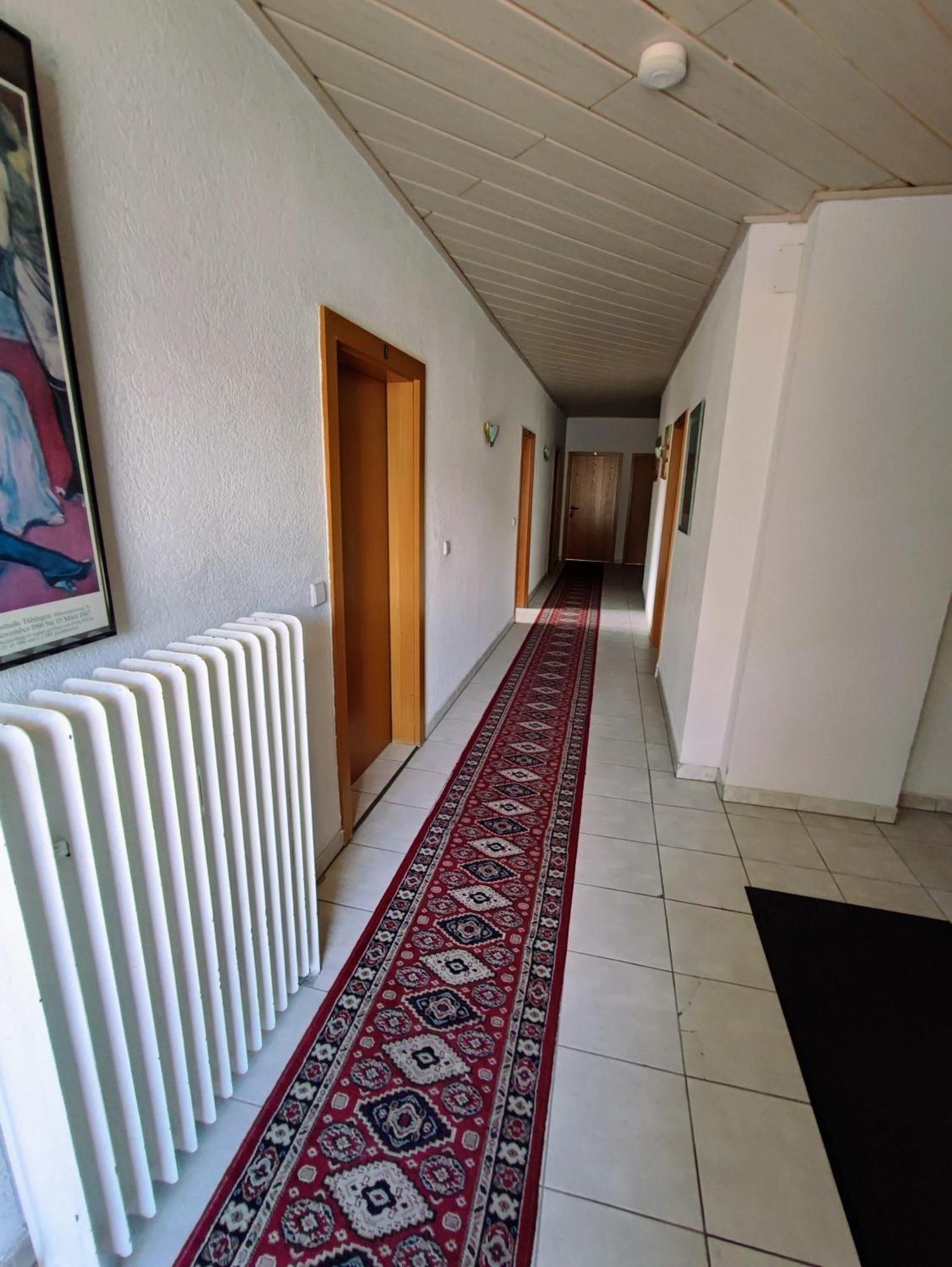 Monteurzimmer - Waldbronn Eksteriør billede